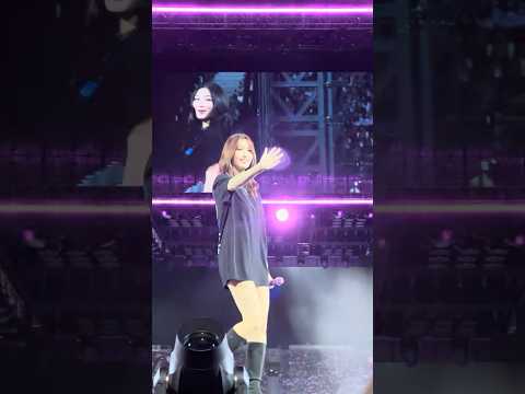 MOMO Nico-Nico-Ni gesture ✨💙 #twice #momo #hongkong