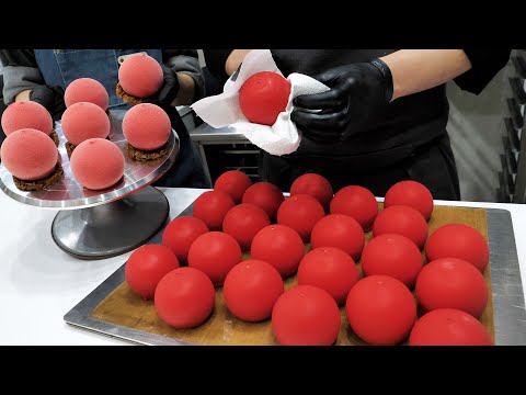 master pastry chef of korea! making white chocolate mousse cake with raspberry - korean street food