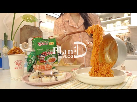 Water Globe at Dongdaemun, Making a Bunch of Resin Rings. Jalapeño Buldak, Tortilla Pockets