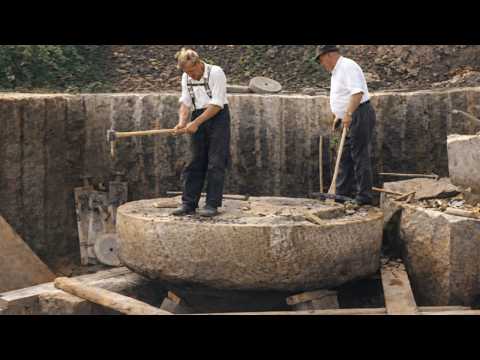 Nobody Cuts Giant Stones Like This Anymore!
