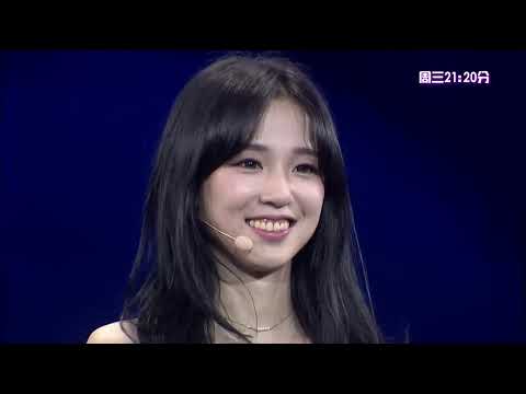 阳光女神告白成功一把抱住男嘉宾不放手,男嘉宾直接背她下台,全场都祝福:太般配了!【非常完美】