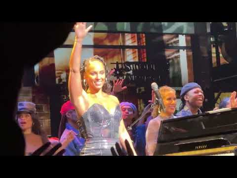 Alicia Keys - Encore Performance - Unbreakable  - Broadway, NY 2.21.26