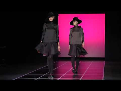 Giorgio Armani   2012 Fall Winter   Womenswear Collection