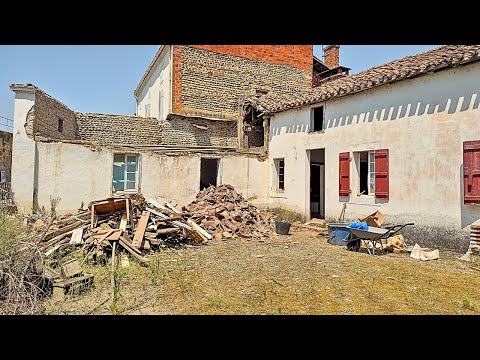 2.5 YEAR TIMELAPSE ‑ We bought an ABANDONED HOUSE in France | BEFORE AND AFTER RESTORATION in 80 Min