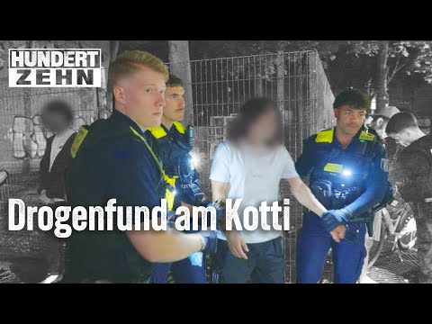 Polizei im Einsatz am Kottbusser Tor | HUNDERTZEHN