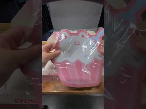 It’s not even our birthday but Yunzii’s C75 Cake keyboard is celebrating everyday.