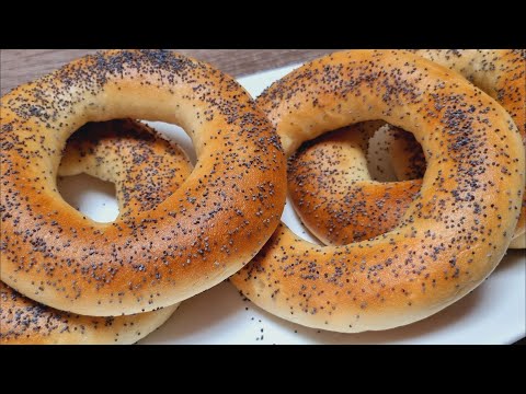 Ukrainian poppy seed bagels