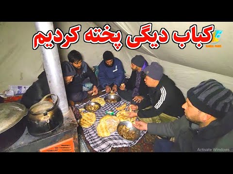 کمپ برفی قسمت نهم - رافع و قاسمی برگشتن -  برای شان کباب دیگی پختیم 😇