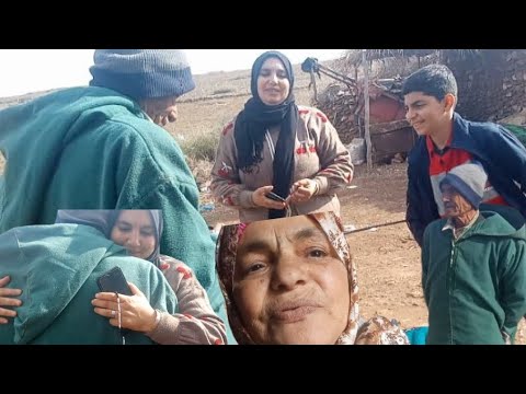 في البادية: دار ليوم خوات عليا 🥺بحلا معمرهم كانو 😒مسخيتش بيهم ولكين دار لبنات خاليا 🥴هدي هيا دنيا 