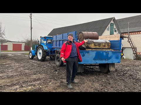 Все буде Україна! Стягували все життя — тепер металолом нікому не потрібен, хоч на смітник…