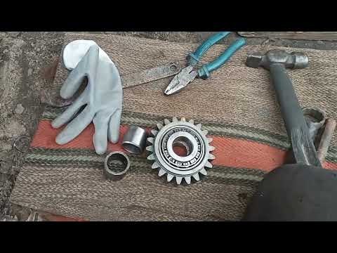 Установка промижуточной шестерни в МТЗ 82 Часть 2