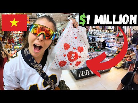 The Friendliest Fake Market in Saigon Vietnam 🇻🇳