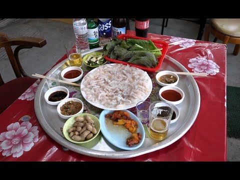 (포항) 회 뜨는 슈퍼 할머니! 46년째 방파제부터 시작~ 주말이면 바글바글 난리난리~ [맛있겠다 Yummy]