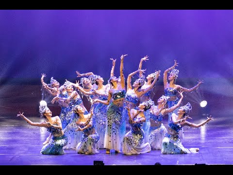 Group dance "Spirit of Water" by China Opera and Dance Drama Troupe
