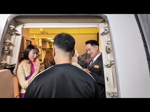 Flying 13 HOURS in Thai Airways Economy - Trip Report (London to Bangkok - Boeing 777)