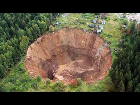 15 Incredible Sinkholes Found in the Earth
