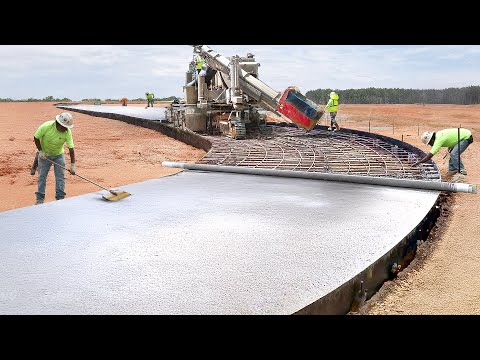 The Amazing Machine They Invented to Lay Perfect Concrete Curbs