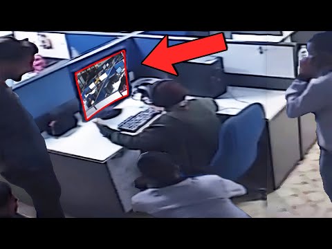 Showing Scammers Their Own Call Center!