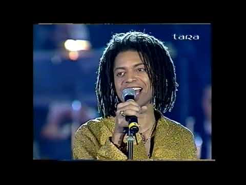 TERENCE TRENT D'ARBY - Christmas Song + Finale ('Natale in Vaticano' Italy TV 2001)
