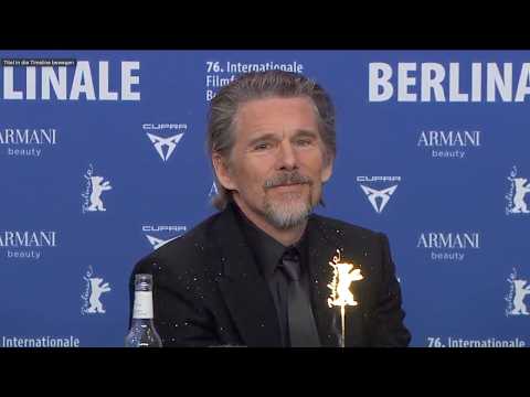 Actor Ethan Hawke to Tilo: "Anything that fights fascism I'm all for"