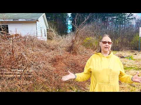 10,000 Lbs of TRASH! She BROKE down in TEARS when she heard it was FREE!