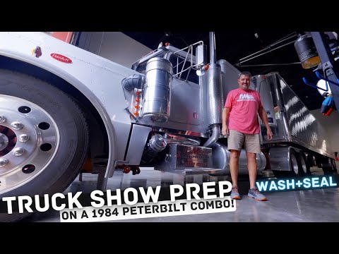 Washing 2000 miles of rain+grime+bugs off a 1984 Peterbilt!