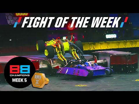 Two Super Fast Bots Smash Each Other To Bits | HyperShock Vs Claw Viper | BattleBots