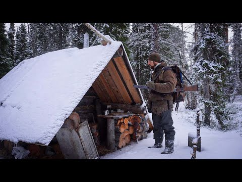 TRASH IN THE WOOD COPPER. SPENT THE NIGHT IN A TAIGA HUT.