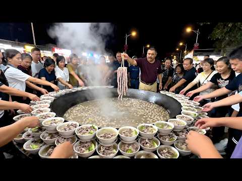 深圳杀猪佬卖猪杂汤，一夜卖掉10头猪，15元一碗半碗猪杂#麦总去哪吃