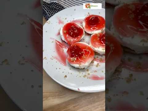 Mini Cheesecakes | No Bake Mini Strawberry Cheesecake Recipe #minicheesecake #nobake #cheesecake