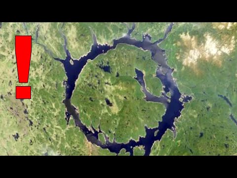 15 Strangest Bodies of Water