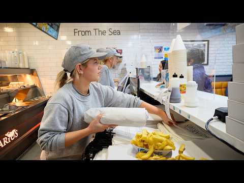 London Fish & Chips Shop on a Busy Friday Night - Behind the Scenes