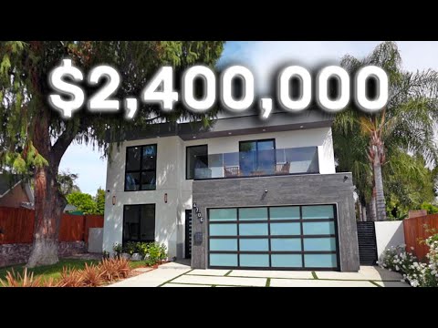 $2.4 Million New Construction Modern House in Los Angeles with an Amazing Outdoor Movie Deck!