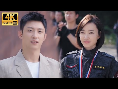 【Movie】Girl won an award CEO rushed onto stage to confess his love to her,which moved her to tears!💗