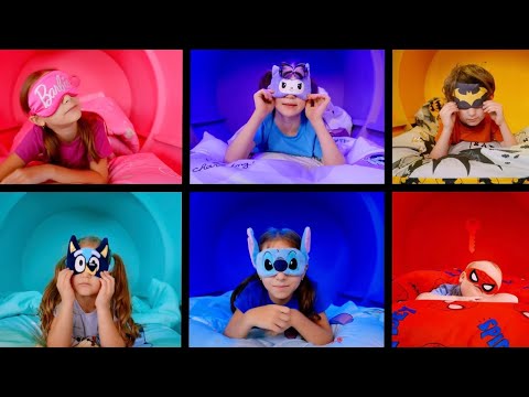 Superheróis a Jogar às Escondidas! Caixas Misteriosas e Mundos Mágicos ✨🎮