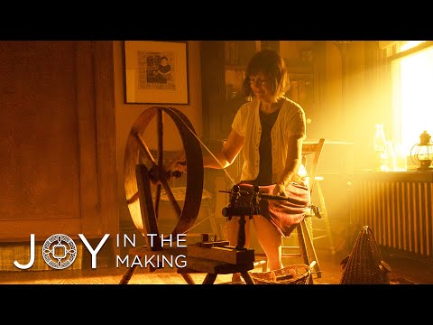 Meet this Remarkable Textile Artist Following Centuries-Old Tradition I Handmade Beautifully