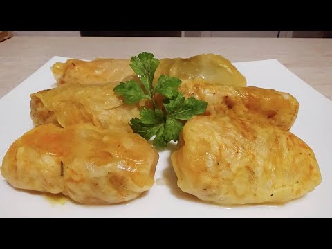 Folded cabbage leaf filled with minced meat and rice