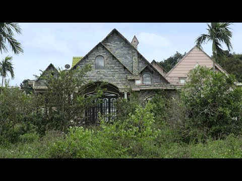 The Neighbor Was Stunned and Tried to Buy the Villa as Soon as We Finished Cleaning It