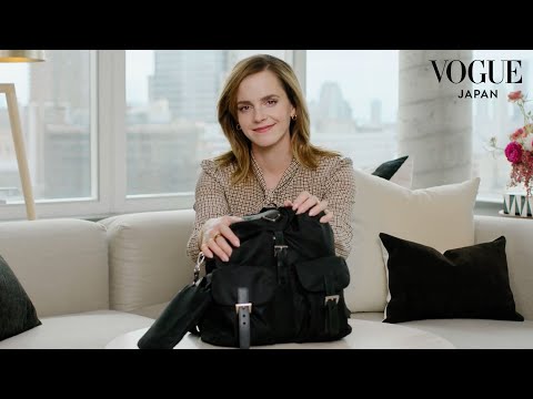エマ・ワトソンのPRADAのバッグの中身は?1日を豊かに過ごすためのアイテムたち。| In The Bag | VOGUE JAPAN
