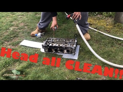 2012 Ford Focus SE: Head Gasket (#3)