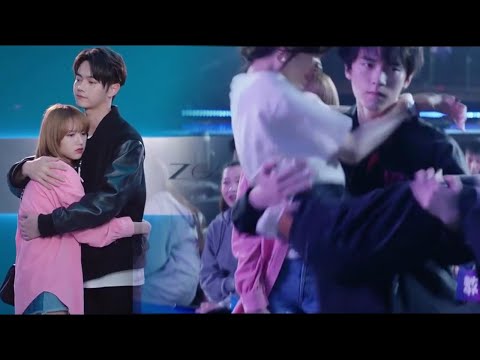 Cinderella was hit on the head with a light plate,and the CEO immediately took away the little wife!