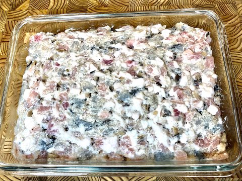 【干蒸燒買餡】辦餡是點心制作之中命脉，點心絕大部分都是帶餡品種，而且干蒸燒買是點心四大天王之一，也是每間酒店茶樓門面，從皮到餡收包干蒸手勢，每個環節都是關健，做到精益求精，美味可口，爽口彈牙有汁。