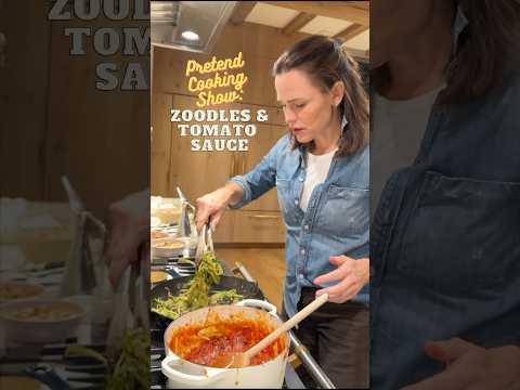 Pretend Cooking Show: Zoodles & Tomato Sauce