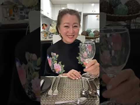 張瑪莉西餐餐桌禮儀示範: 請Subscribe 訂閱 及讚好Like Mary 的YouTube ，以後就可以看到Mary 分享多些國際禮儀和形象的資訊願大家都「食出優雅品味￼」