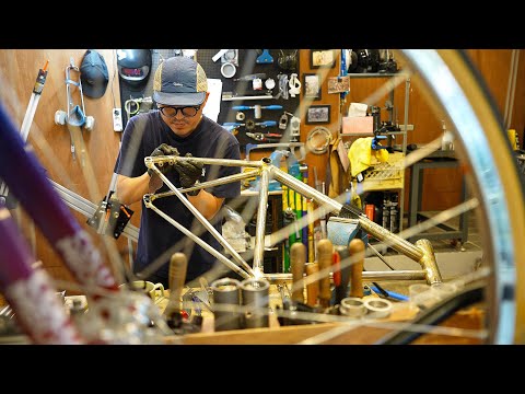 The Secrets of Bicycles and Tools Crafted by the Hands of Artisans Revealed!