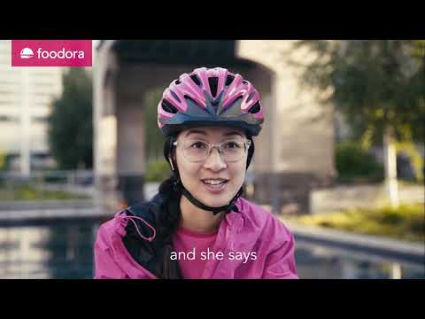 Meet Clara. Become a foodora rider.