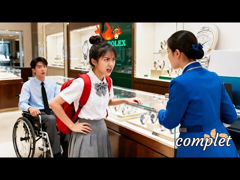 Le PDG se fait passer pour un handicapé et est humilié! Une étudiante pauvre le défend!L’amour naît!