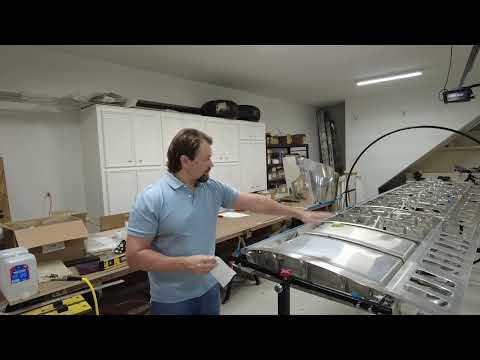 Обтяжка крыла самолета тканью, Часть 1.