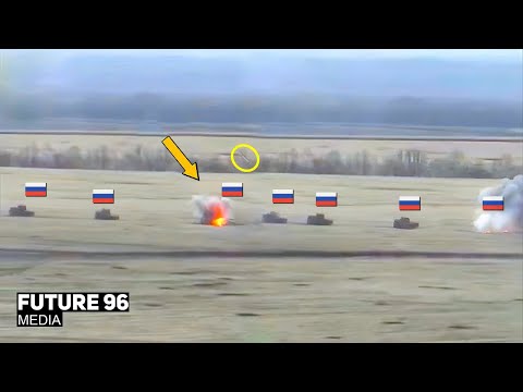 Ukrainian Javelin Missile Strikes a Massive Russian Convoy!