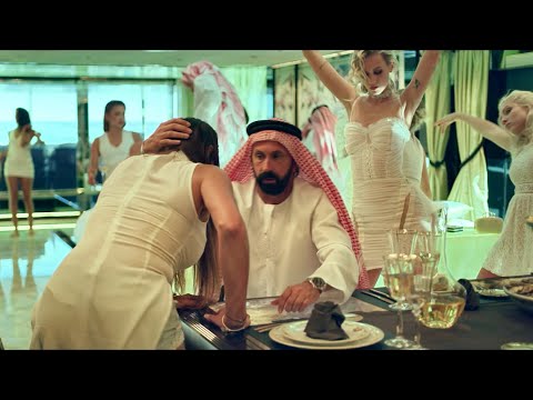 疯狂至极！当“性感女神”放下羞耻心的那一刻，一次就能狂赚两万，为你揭秘迪拜王室奢靡生活！一口气看完《迪拜的女孩》